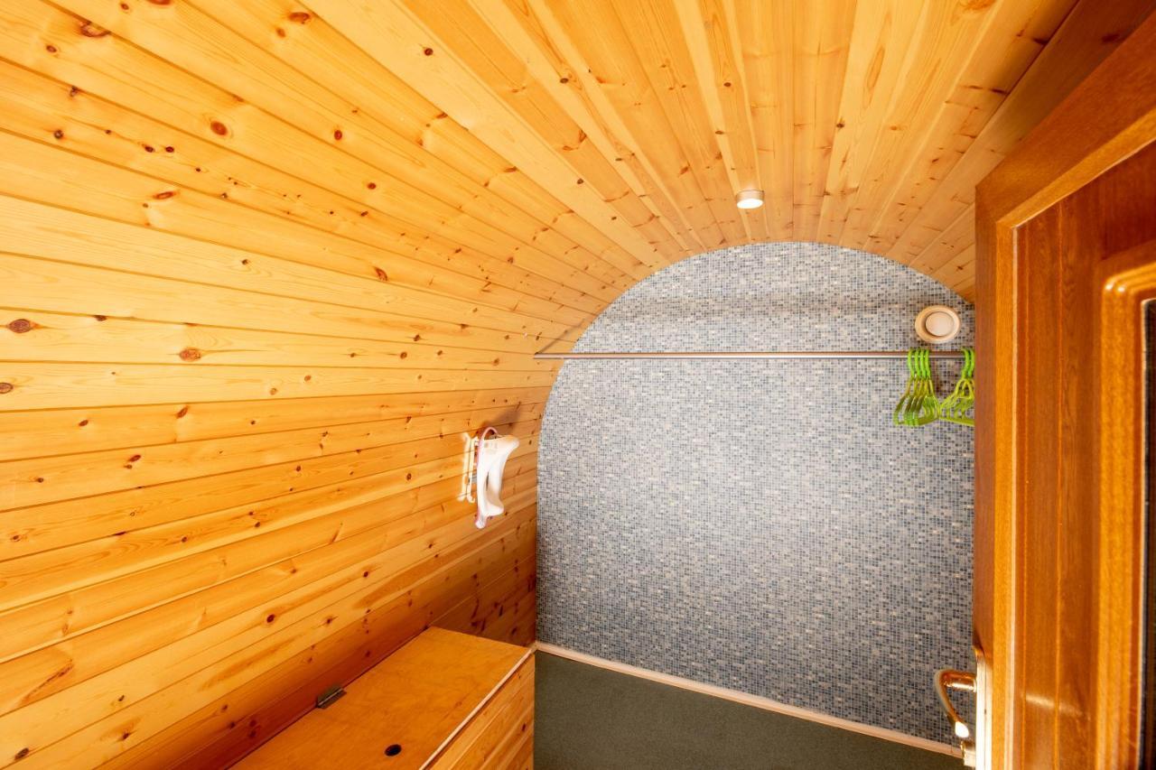 Ty Grug Pods Hotel Bryngwyn Buitenkant foto