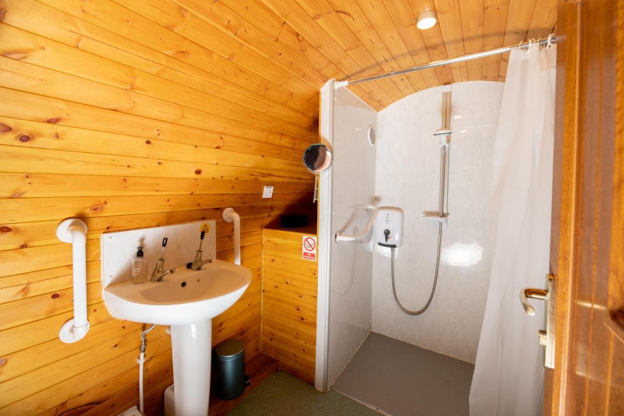Ty Grug Pods Hotel Bryngwyn Buitenkant foto